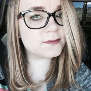 Meet your Posher, Kristin